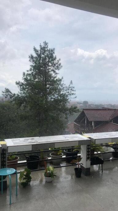 Schones Haus Private Pool & Netflix By Grorental Bandung Ngoại thất bức ảnh